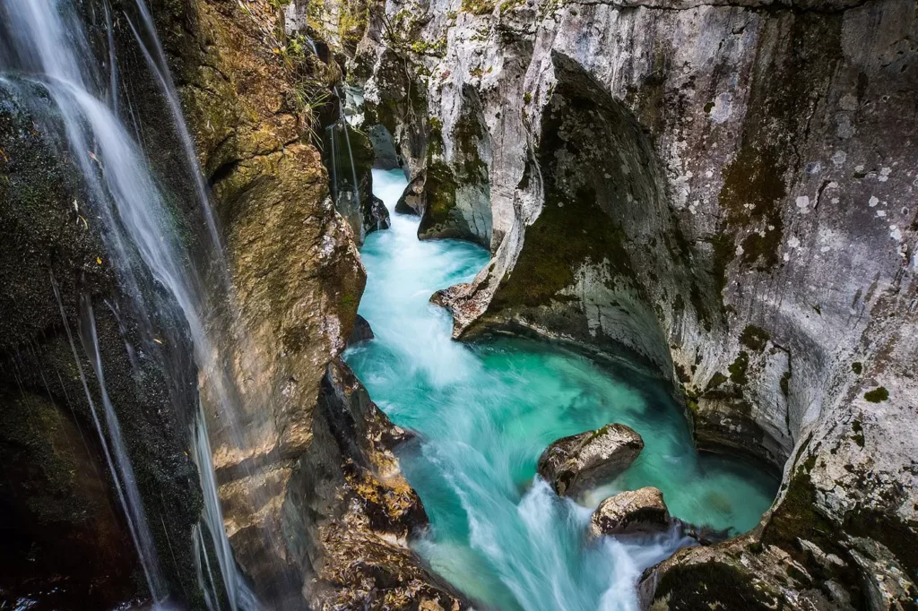 Velika-korita_So__a_Jost_Gantar (1)